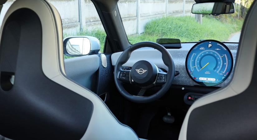 Ezekből az új autókból a legjobb/legrosszabb kilátni – toplista