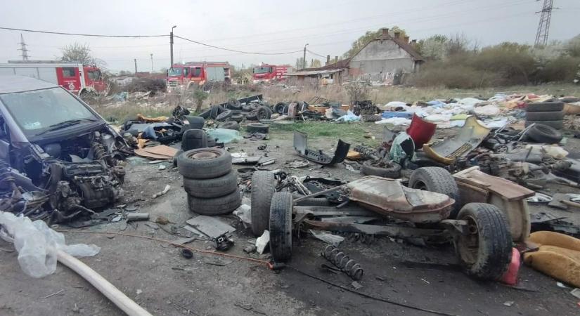 Véget vetnének az illegális lerakatoknak, százezer forint jár annak, aki lebuktatja az abonyi szemetelőket