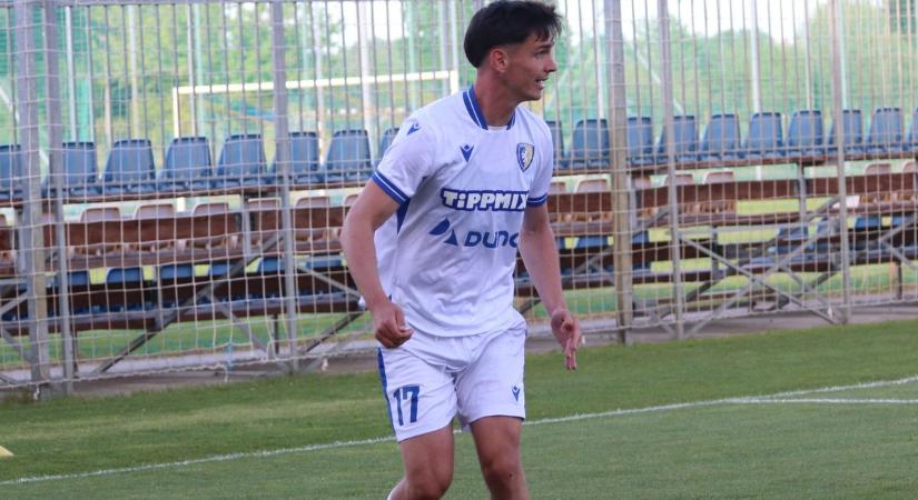 Vármegyei csúcsrangadó lesz vasárnap a Széktói Stadionban