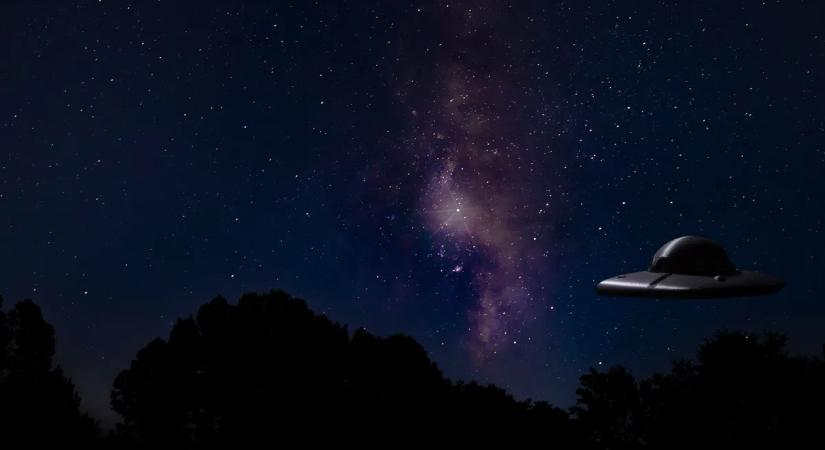 Meteorológiai jelenség, drónok, vagy UFO? Titokzatos fények sokkolták a közösséget