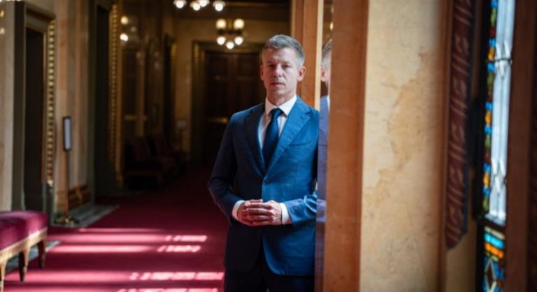 Hadüzenetet kaptak a közjogi méltóságok, de van egy csavar a történetben