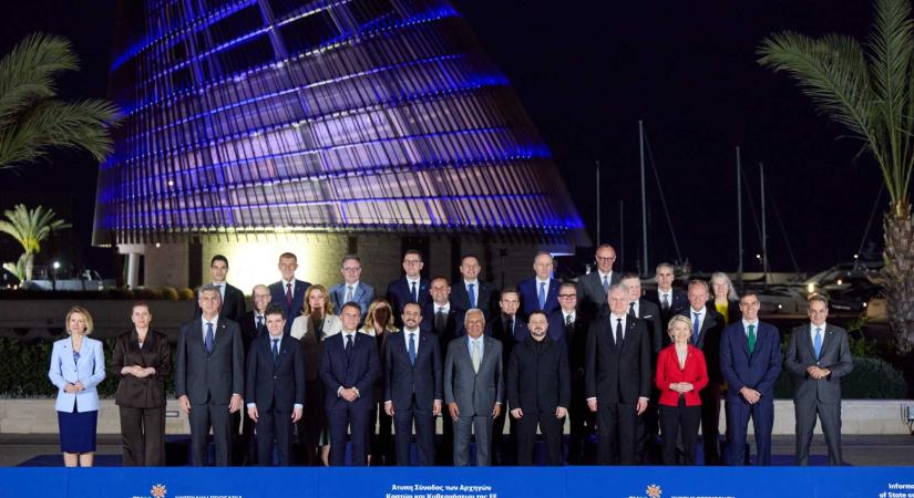 Közös öröm az EU-csúcson: mehet az uniós hitel Ukrajnának