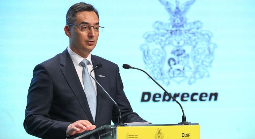 Váratlan fordulat: lemondatnák mandátumáról az ország második fővárosának vezetőjét – reagált a polgármester