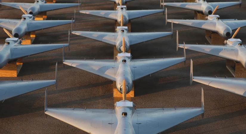 A szemünk láttára forgatják fel a drónok a modern hadviselést