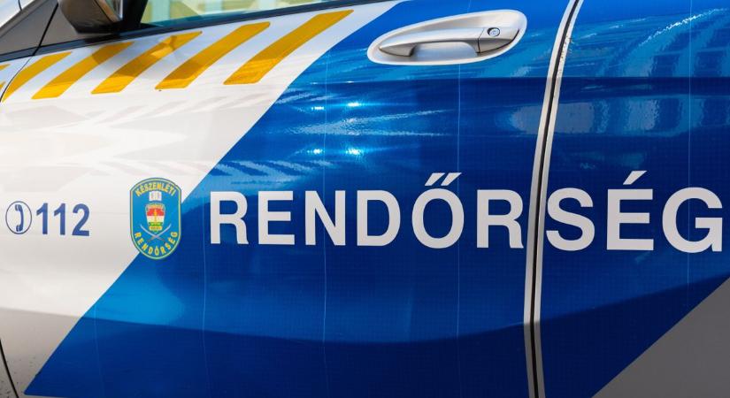 Rátámadt egy hivatali dolgozóra a tatabányai férfi, kamerafelvételen a balhé