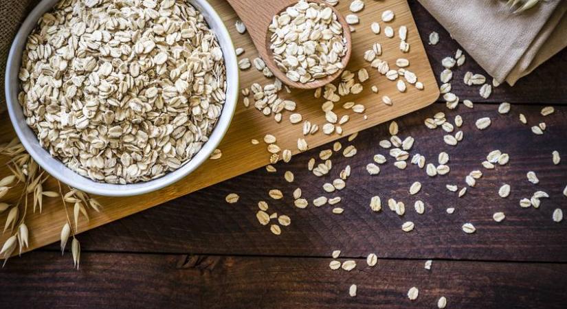 Olcsó, laktató, és nem csak reggelinek jó: isteni zabos recepteket mutatunk