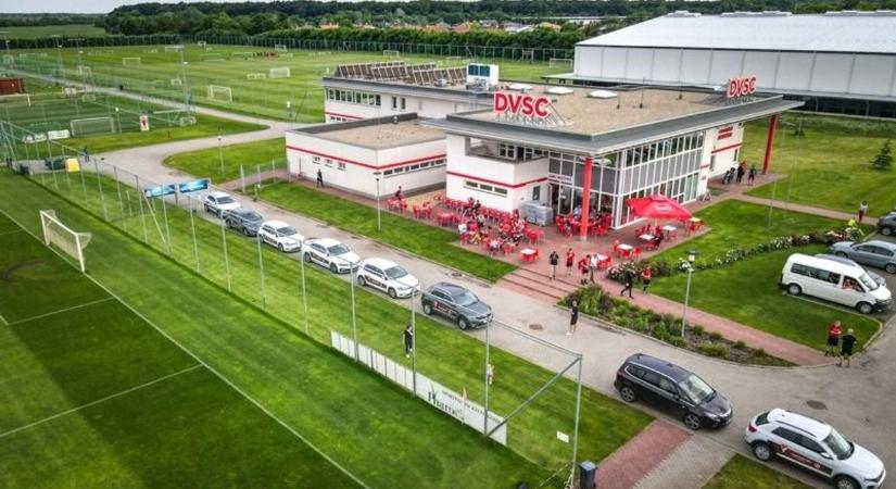 Fellélegezhetnek, de mégis nagy lehet a teher a DVSC-nél – így alakulhat át az akadémiai rendszer