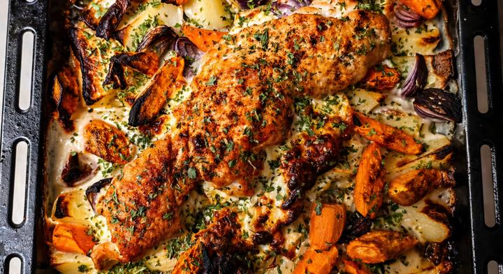 Sajttal töltött csirketekercs: lépésről lépésre mutatjuk a receptet