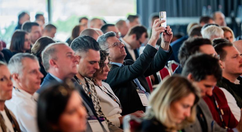 Vége a hagyományos energiabeszerzésnek: két hét múlva kiderül, mi jön helyette – kedvezményes jegyek már csak órákig