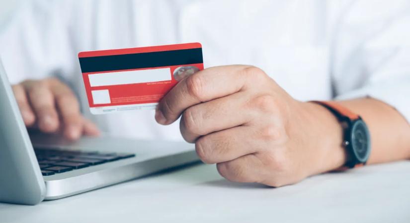 Gépjárműadó: mentőövet kaptak a nem fizető autósok, így úszhatják meg a bírságot