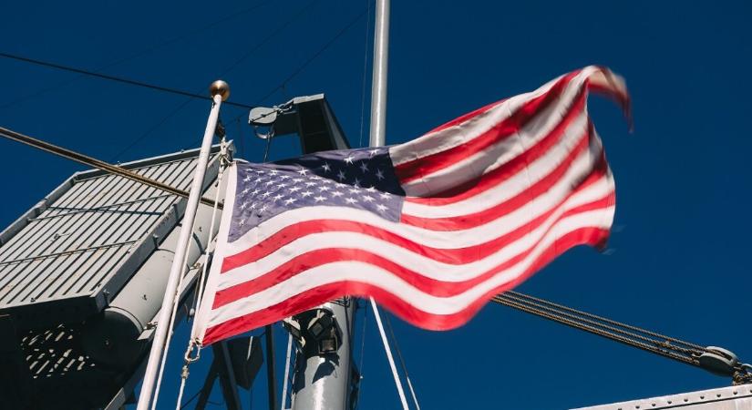 Történelmi erejű csapást mérhet az USA Iránra – hatalmas erőket mozgósítanak