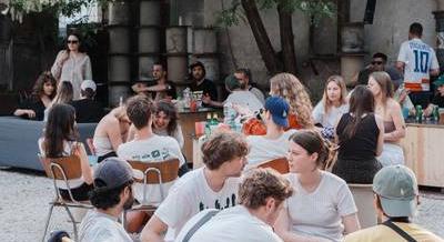 Minifesztiválon ismerhetjük meg közelebbről a Népsziget kreatív alkotóit