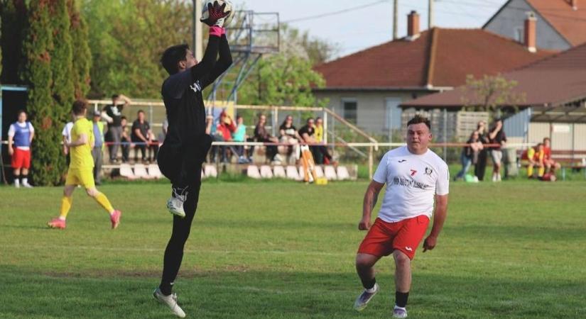 Hosszabb időre meszelték el a borsodi focistát