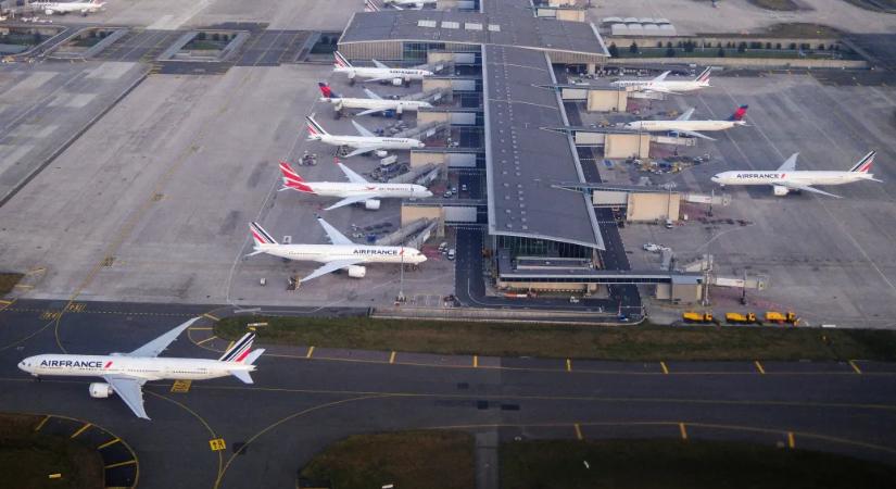 Polymarketen fogadók nyúlhattak bele a párizsi reptér hőmérséklet-adataiba, feljelentést tettek