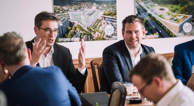 Karácsony telefonon gratulált Vitézynek a miniszteri kinevezéséhez