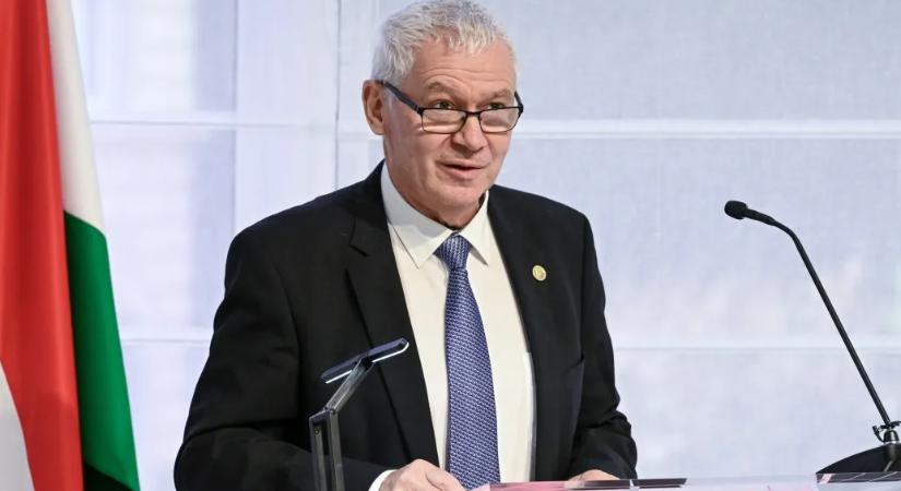 Az Alkotmánybíróság ülésén szólították fel lemondásra Polt Pétert