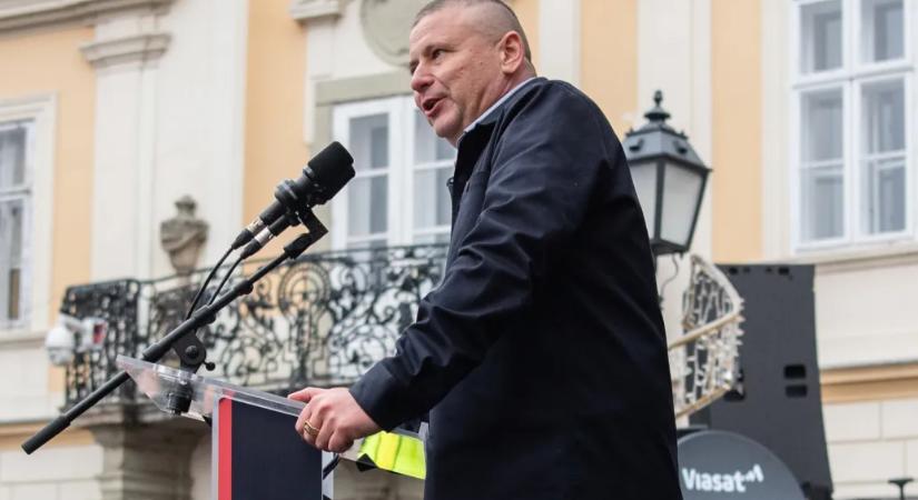 Nem emelnek vádat Ruszin-Szendi ellen a Mandiner munkatársának meglökése miatt