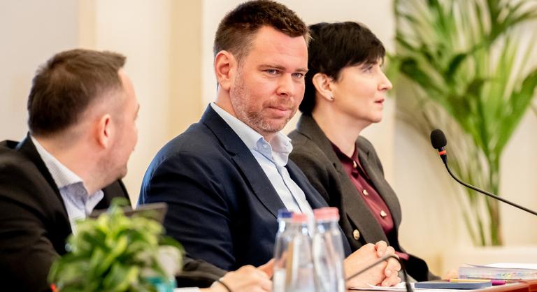 Vitézy Dávid rögtön közlekedési reformokat helyezett kilátásba a miniszteri kinevezése után