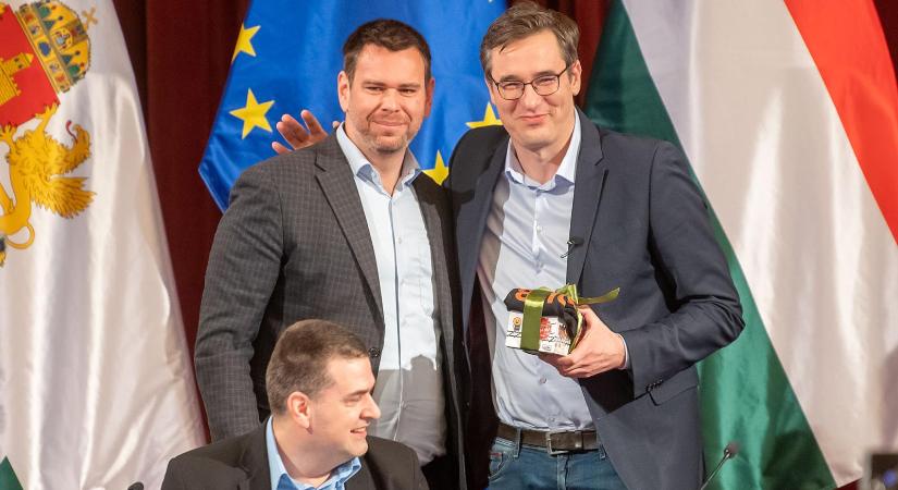 Karácsony Gergely gratulált Vitézy Dávidnak, szerinte ráfér már az országra a főváros fejlesztése iránt elkötelezett közlekedési és beruházási miniszter