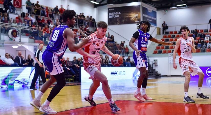 Nyeretlenek rangadóján menekülhet a kiesés elől az Oroszlány, ez kemény csata lesz