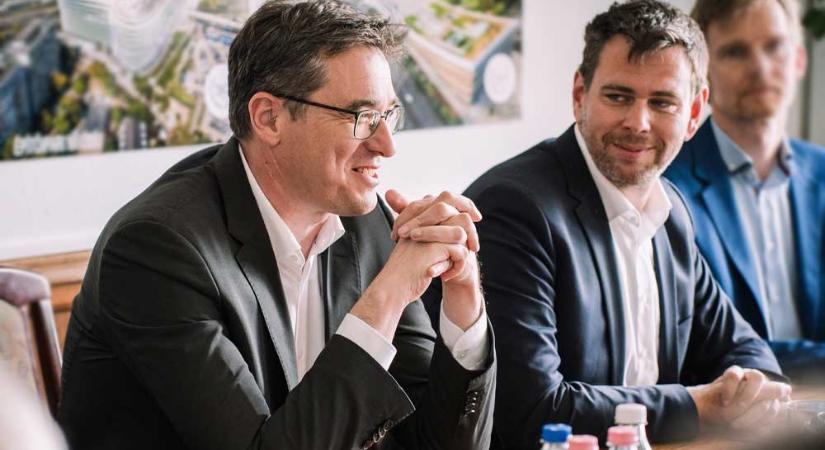 Karácsony Gergely gratulált Vitézy Dávidnak miniszteri kinevezéséhez