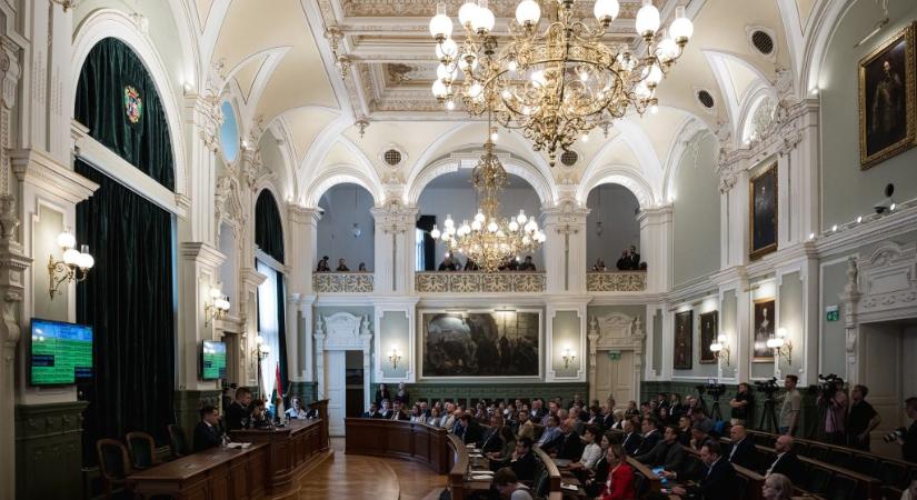 Elmaradt a győri közgyűlés feloszlatása, pedig akadt egy váratlan támogatója