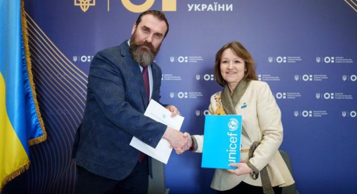 Az UNICEF 91 millió dollárt folyósít az ukrán oktatás támogatására