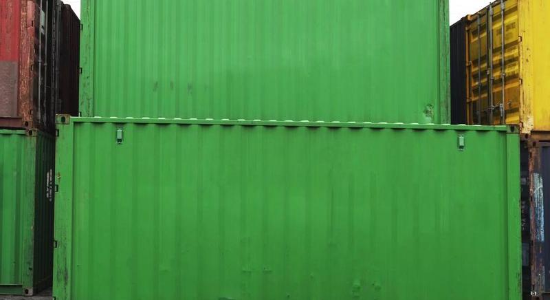 Hogyan segíti a 40 lábas konténer a logisztikai kihívások leküzdését?