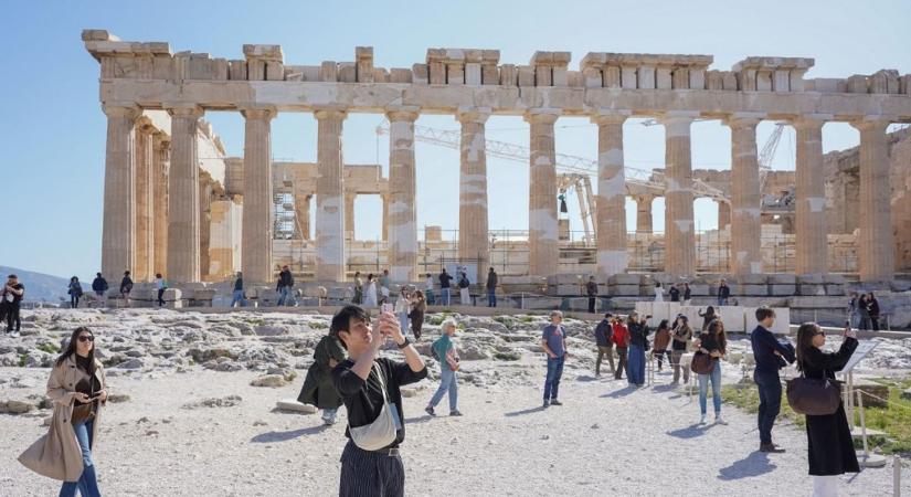 A magyarok kedvelt turisztikai célpontjának elege van: "nem építünk több szállodát" - ez nekik is fájni fog