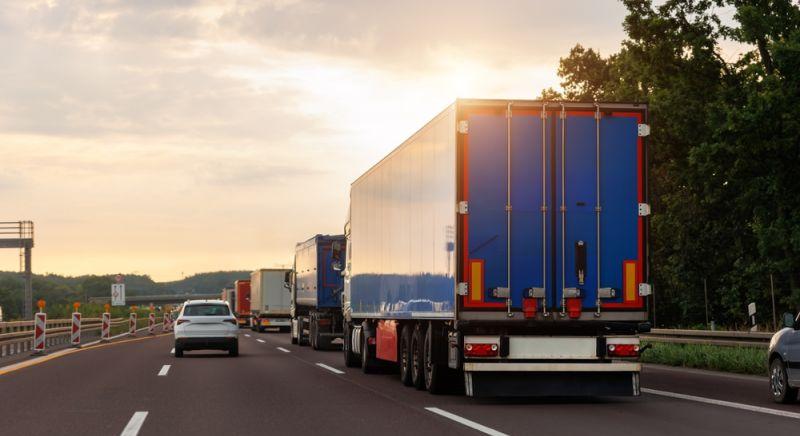 Aggodalom: májustól már filippínó sofőrök vezetik a magyar kamionokat