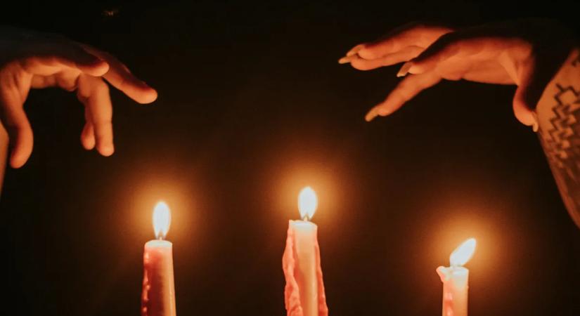 Ma bevadulnak a boszorkányok – 5 mágikus trükk, hogy kivédd a Szent György-napi átkokat