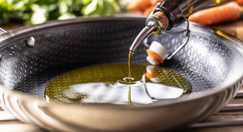 Közeledik egymáshoz a napraforgó- és az olivaolaj ára - Mi lesz, ha vége az árrésstopnak?