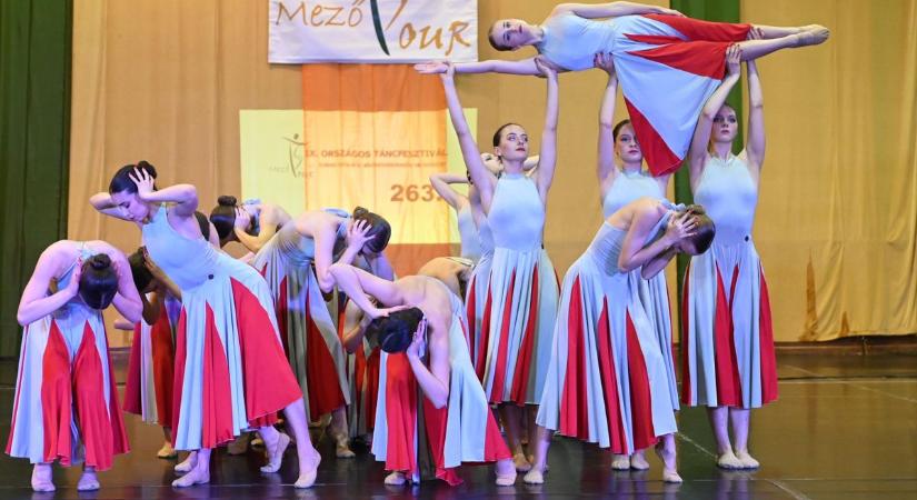 Jár a vastaps a kőrösis lányoknak, akik meghódították országos táncfesztivált – galériával
