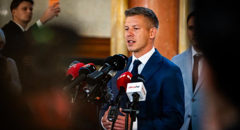 Magyar Péter bejelentette az oktatási minisztert