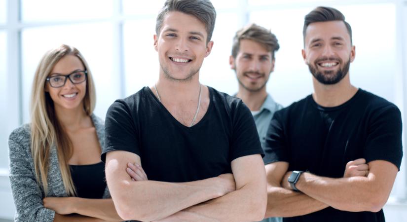 Új kutatás: drasztikusan csökken a beszélgetések száma