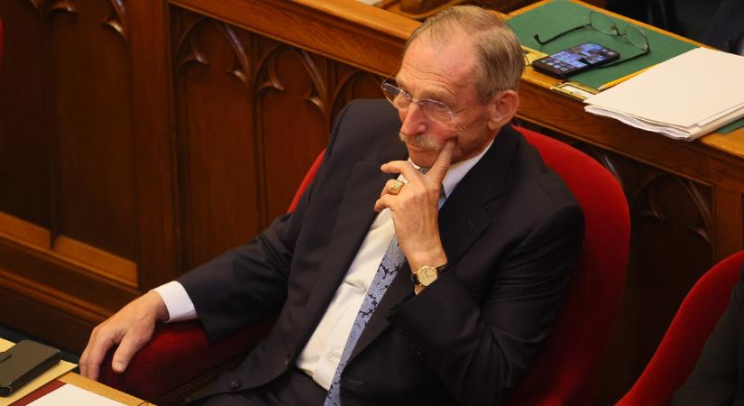 Fontos döntést hozott a leköszönő belügyminiszter, Pintér Sándor