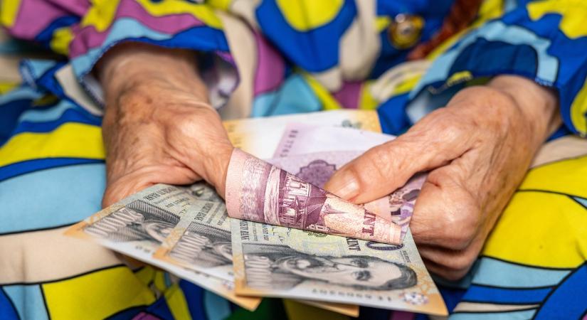 Meglepő adat jött: ennyien kapnak félmillió forint feletti nyugdíjat Magyarországon