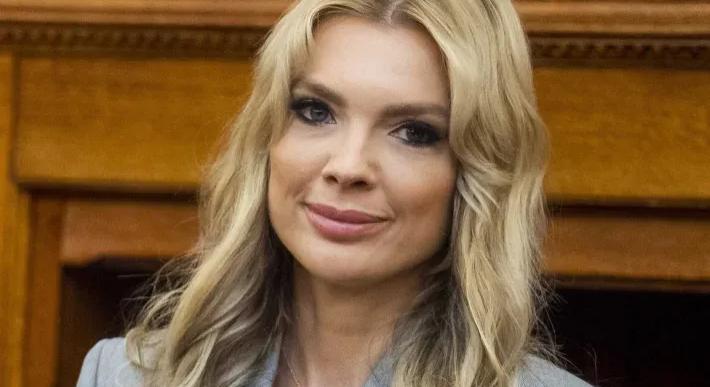 Szalai Vivien, a TV2 volt hírigazgatója szinte mindent letörölt az Instagramjáról