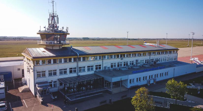 A futópálya karbantartása miatt három és fél napra bezár a debreceni repülőtér