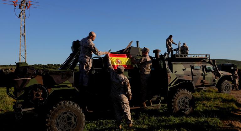Washington bekeményít, NATO-országokat szankcionálna az iráni háború miatt