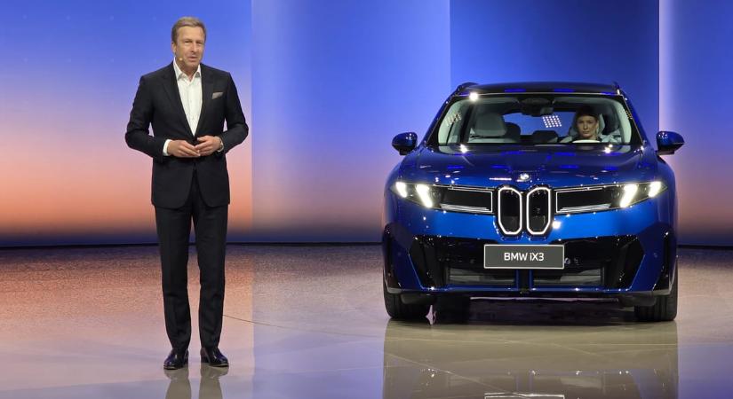 Kínában néztük meg a debreceni BMW animált grafikájú gépháztetős nyújtott testvérét