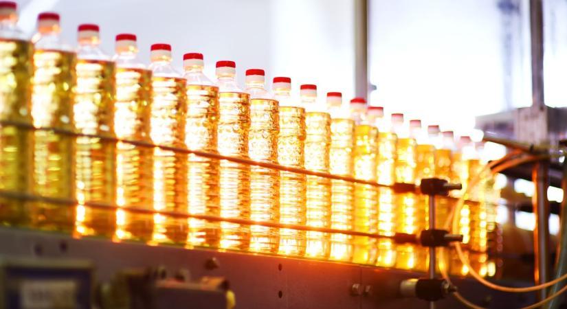 Hiába az árréskorlátozás, mégis drágult az étolaj: kiderült, mi fűti az árakat