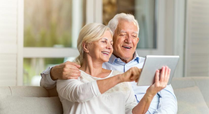 Ekkor változás lesz a nyugdíjak utalásában – Ehhez nem is kellene hozzányúlni sokak szerint