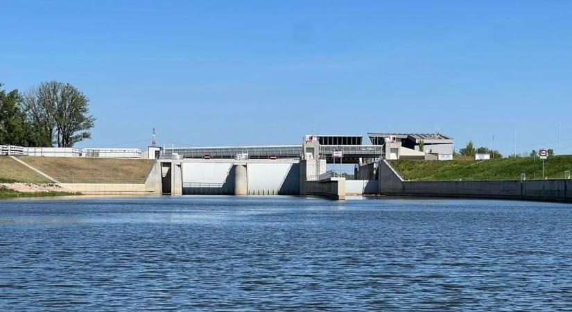 Ezért nem üzemel hosszú ideje a hajózsilip Véneknél - ekkora állhat helyre a rend