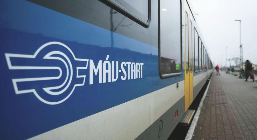 Figyelem, utasok! A hatvani vonalon is érezhető a fennakadás a vasúton