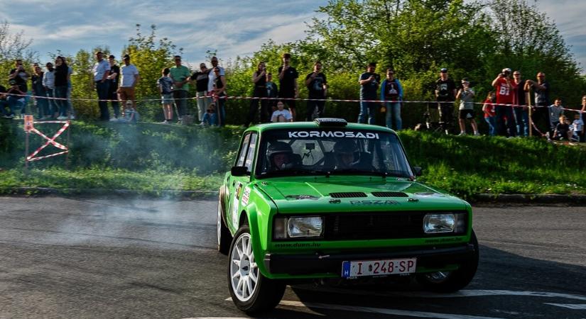 Egy abszolút magyar rally bajnokkal a fedélzeten