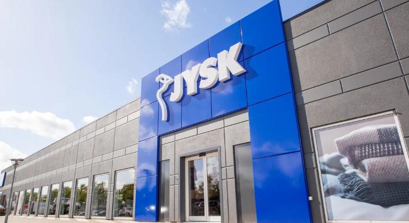 Újranyitott a magyarok egyik kedvenc bútoráruháza, teljes mértékben modernizálták