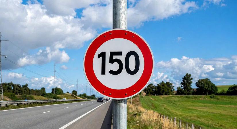 Ha ilyen rendszámtáblája van, büntetlenül száguldozhat 150-nel, a rendőrség engedélyezi a gyorshajtást