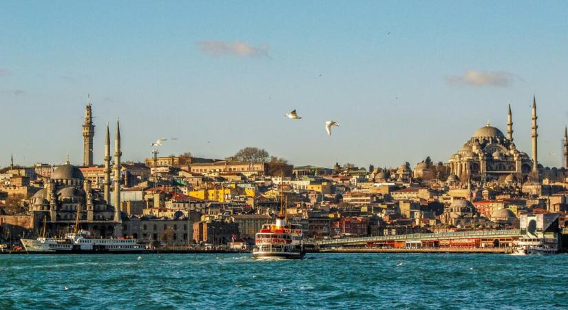 Kvíz: mondunk három várost, melyik NEM főváros?