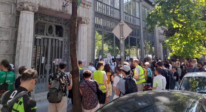 Belső vita robbant ki a HUN-REN jövőjéről, a főigazgatók reformot sürgetnek